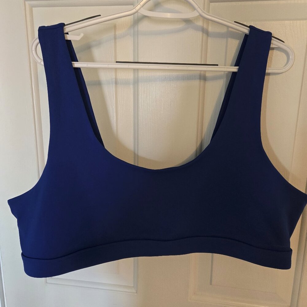 Fabletics Sports Bra - Picture 2 of 3